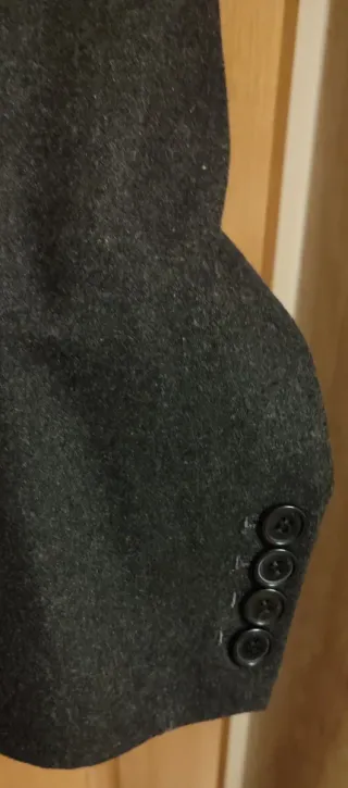 Americana Adolfo Domínguez Gris y Negra