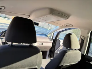 Volkswagen Touran 2011