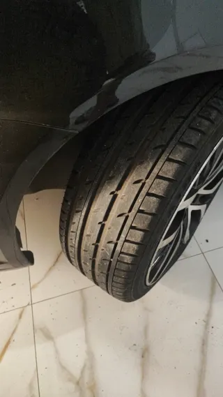 Volkswagen Touran 2011