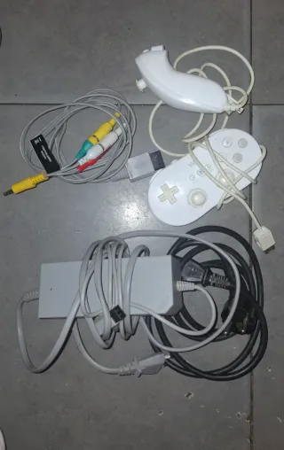 Nintendo Wii Mini Negra y Roja