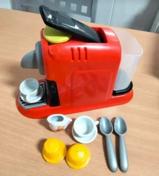 Juego de cocina: cafetera, licuadora y gofrera