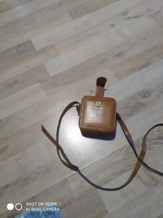 Bolso pequeño de cuero para llaves