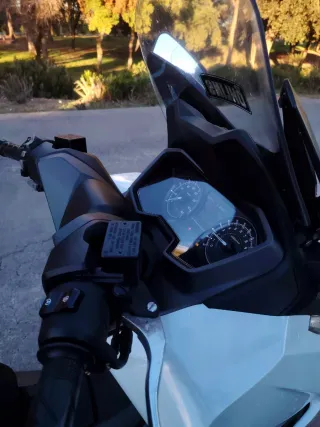 Honda Forza 125. 2022