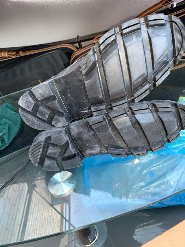 Stivali militari neri