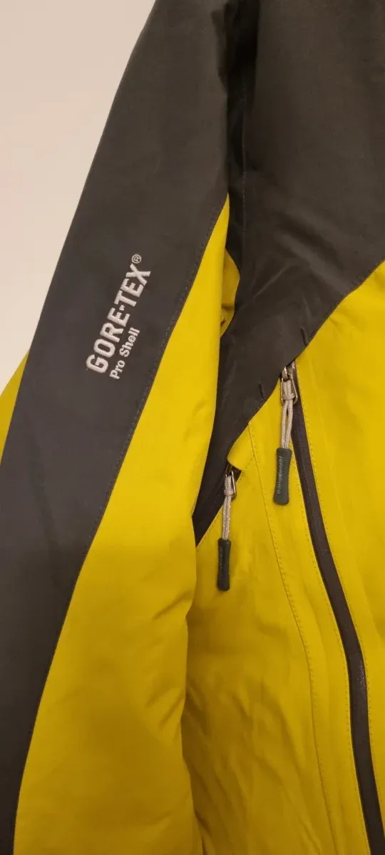 Chaqueta Trangoworld Gore-Tex Pro Shell