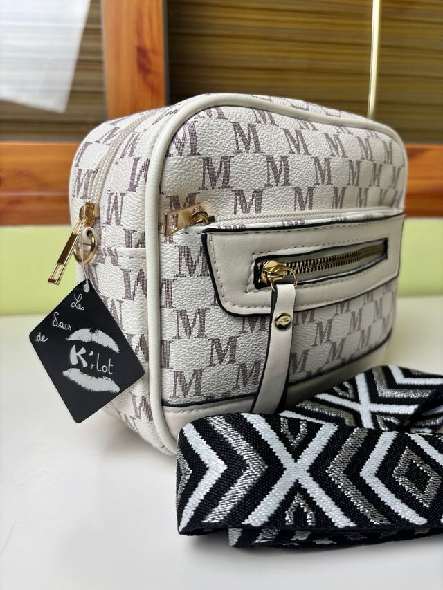 Bolso bandolera M monograma blanco