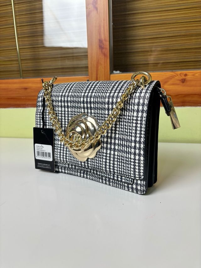 Bolso Roccobarocco Cadena Dorada Negro Blanco