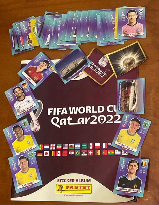 Álbum Mundial Qatar 2022 Panini con 85 cromos