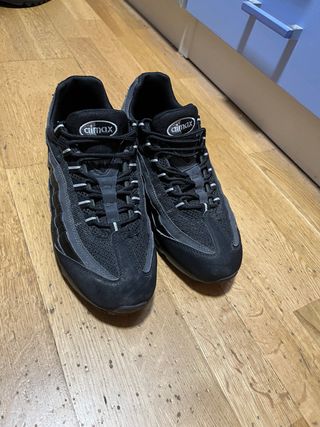 Nike Air Max 95 Negro/Gris