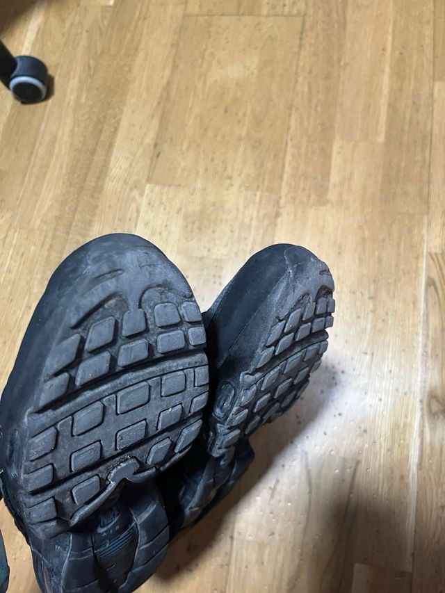 Nike Air Max 95 Negro/Gris