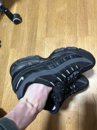 Nike Air Max 95 Negro/Gris