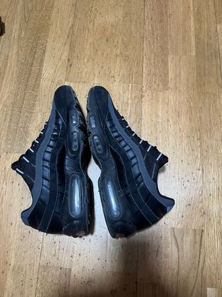 Nike Air Max 95 Negro/Gris