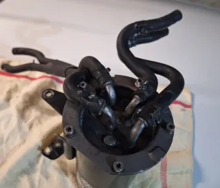 Conjunto filtro Combustible VW 3C0 127 400 C UFI