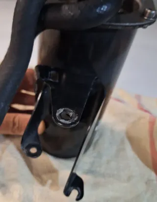 Conjunto filtro Combustible VW 3C0 127 400 C UFI