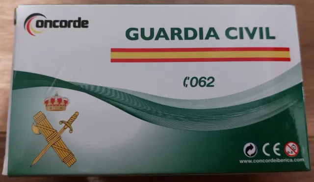 Coche Guardia Civil 1:64