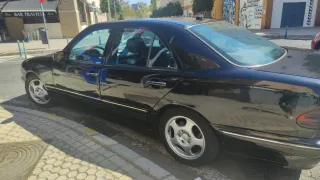 Mercedes-Benz Clase E 2001