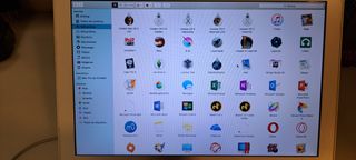 MacBook finales 2009 produccion musical y diseño