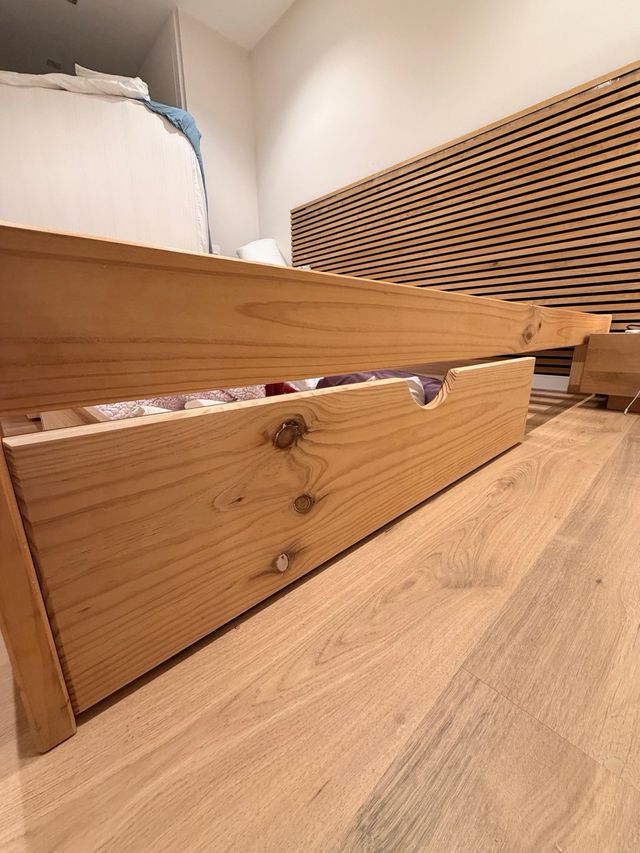 Cama LUFE Madera Maciza 180x190 con Cajones