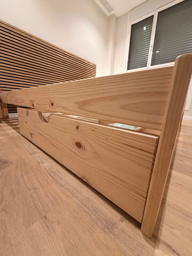 Cama LUFE Madera Maciza 180x190 con Cajones