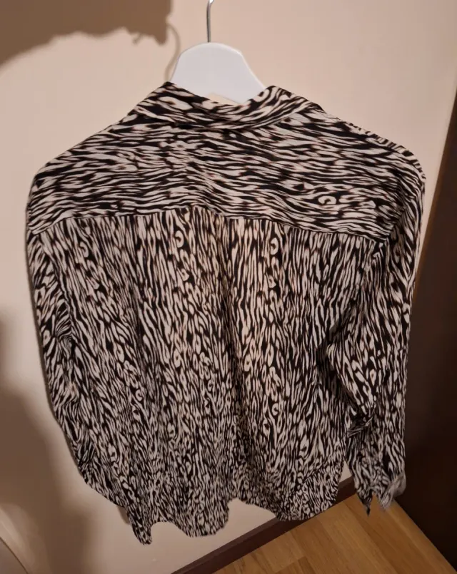 Camisa Zara Estampada Regular Fit Talla M