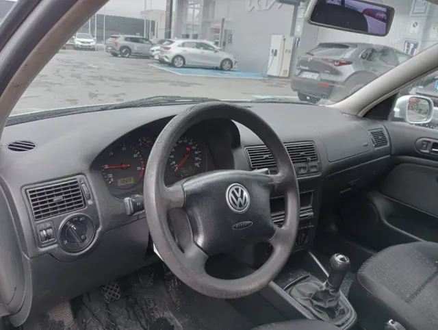 Volkswagen Golf 1.9tdi
