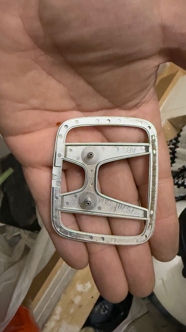 Insignia Honda Metálica