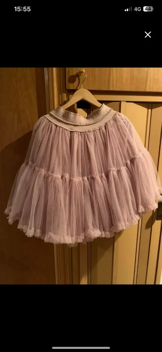 Falda tul rosa volantes
