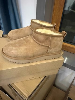 Botas UGG Classic Ultra Mini Beige