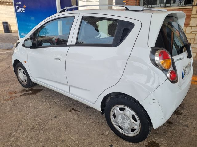 RENT A CAR. FURGONETAS Y COCHES