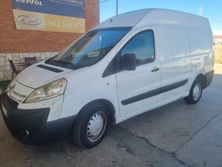 RENT A CAR.  FURGONETAS Y COCHES