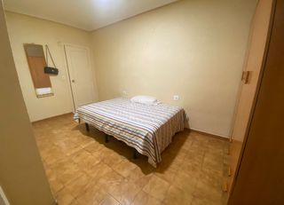 Habitación en alquiler para mujer o estudiante