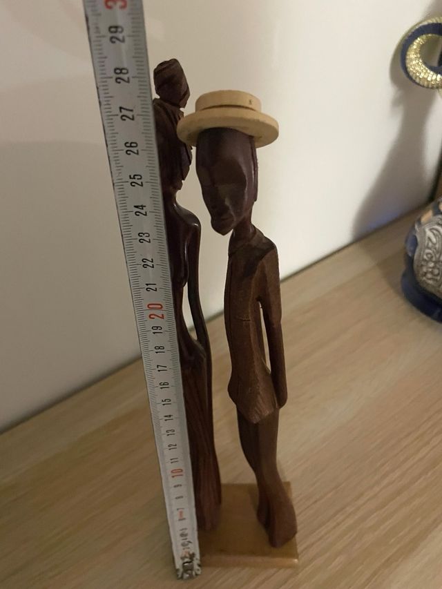 Coppia statuette etniche in legno