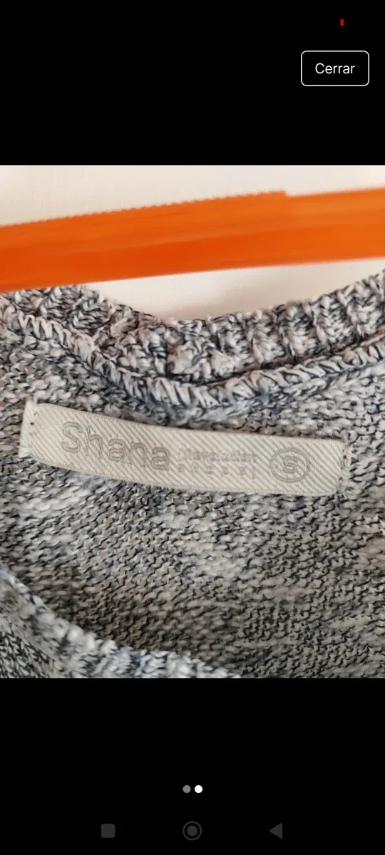 Jersey gris y blanco