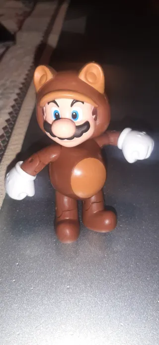 Action Figure Super Mario Tanuki