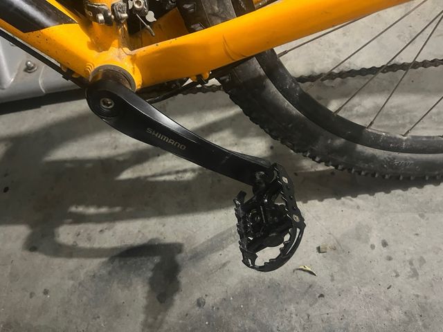 Bicicleta Cube Montaña Amarilla