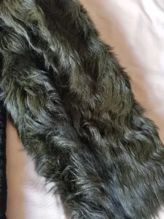 Abrigo piel Esfera Collection Pelo Negro/Verde