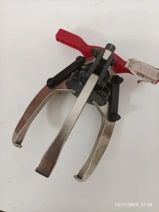 Lote herramientas y Extractor Forza 7501T