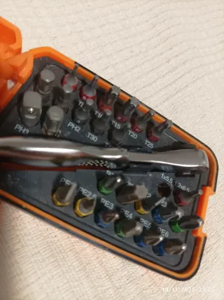 Lote herramientas y Extractor Forza 7501T