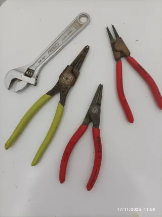 Lote herramientas y Extractor Forza 7501T