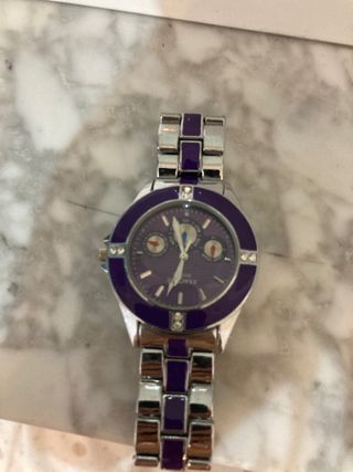 Reloj Morado y Plateado