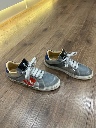 Zapatillas piel Philipp Plein grises y rojas