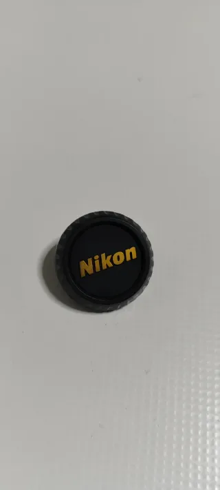 Rosca trípode Nikon Aculon