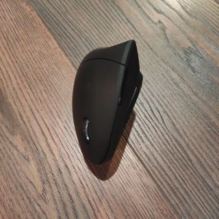 Teclado y ratón inalámbricos negros