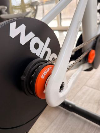 Zwift Ride with KICKR (Wahoo) – Smart Bike de últi