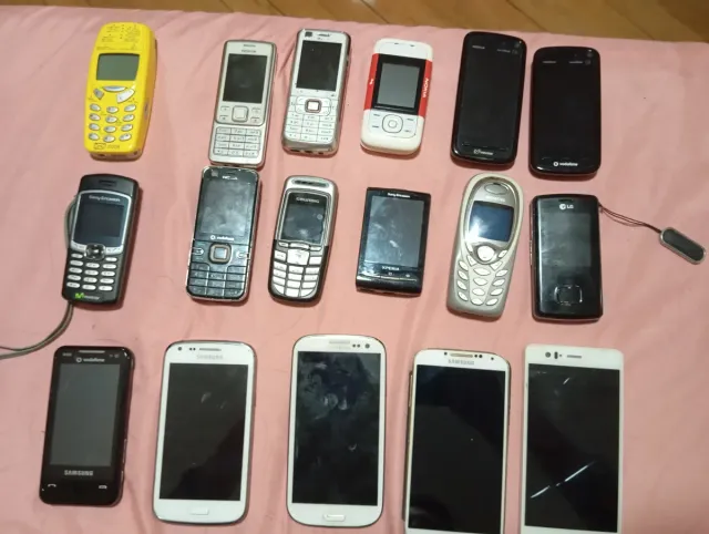 Lote de Telefones Vintage