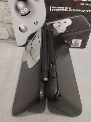 Nintendo 2DS LL Edición Dragon Quest