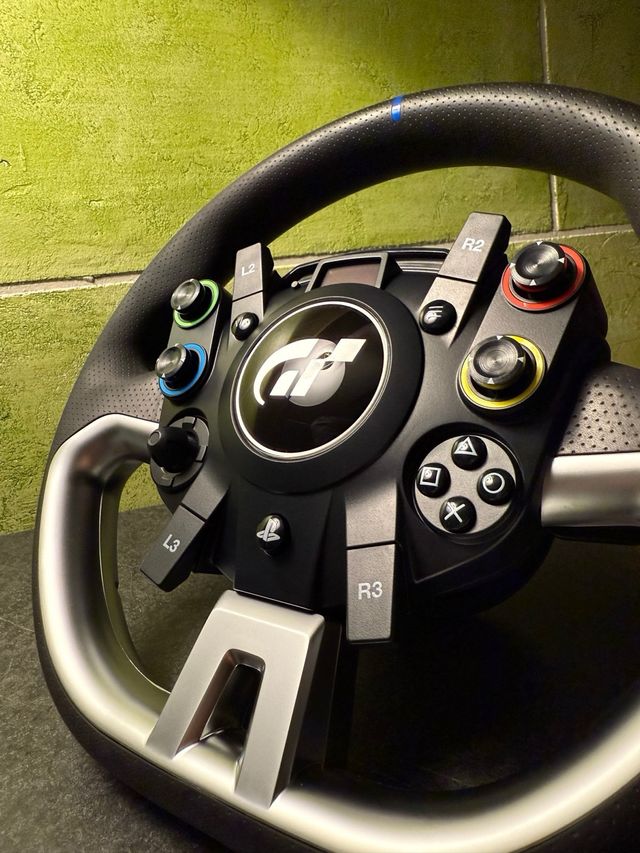Volante Fanatec GT DD Pro con QR2