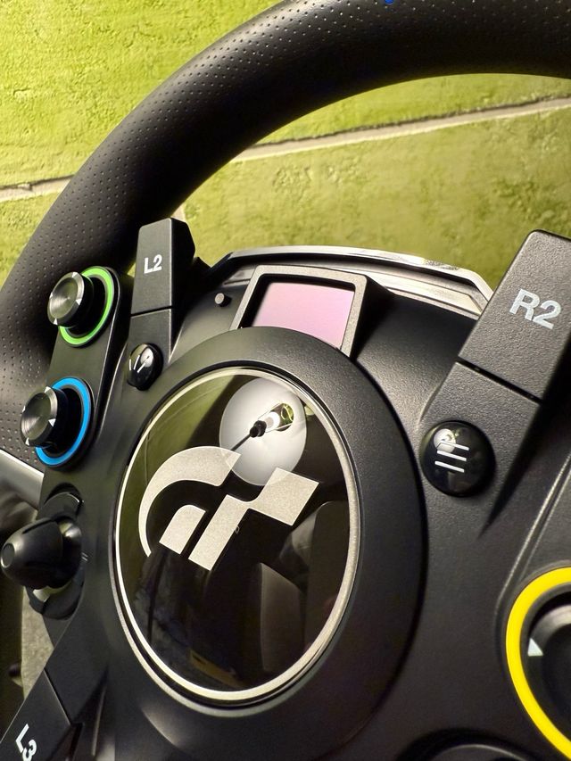 Volante Fanatec GT DD Pro con QR2