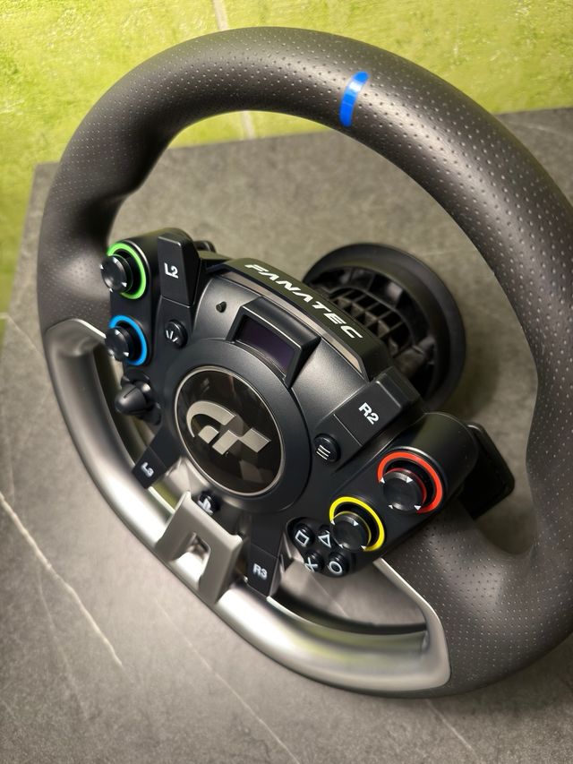Volante Fanatec GT DD Pro con QR2