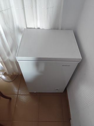 Mini congelatore bianco